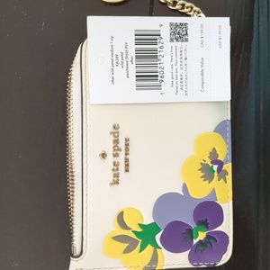 Kate Spade medium wallet